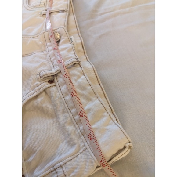 PacSun Women's Ripped High Waisted Festival Denim Shorts White Size 28 or medium - Picture 5 of 8